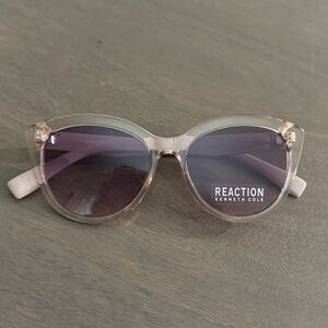 NWOT KENNETH COLE | Blush Kenneth Cole Reaction sunglasses